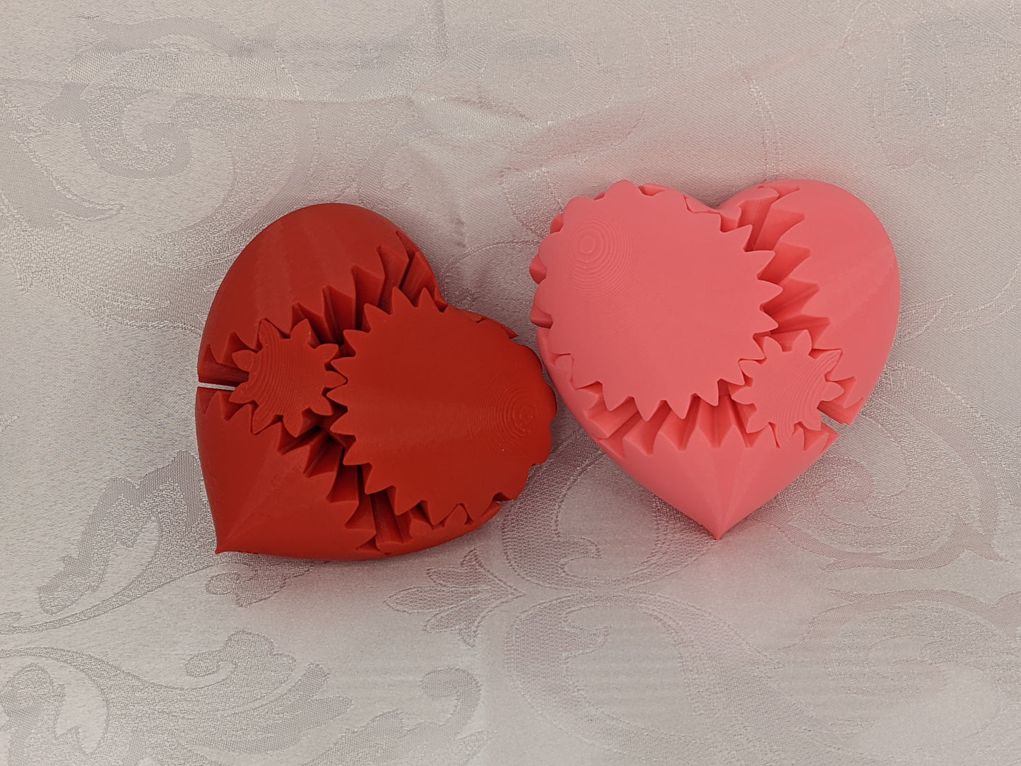 3D Printed Heart with Meshing Gears